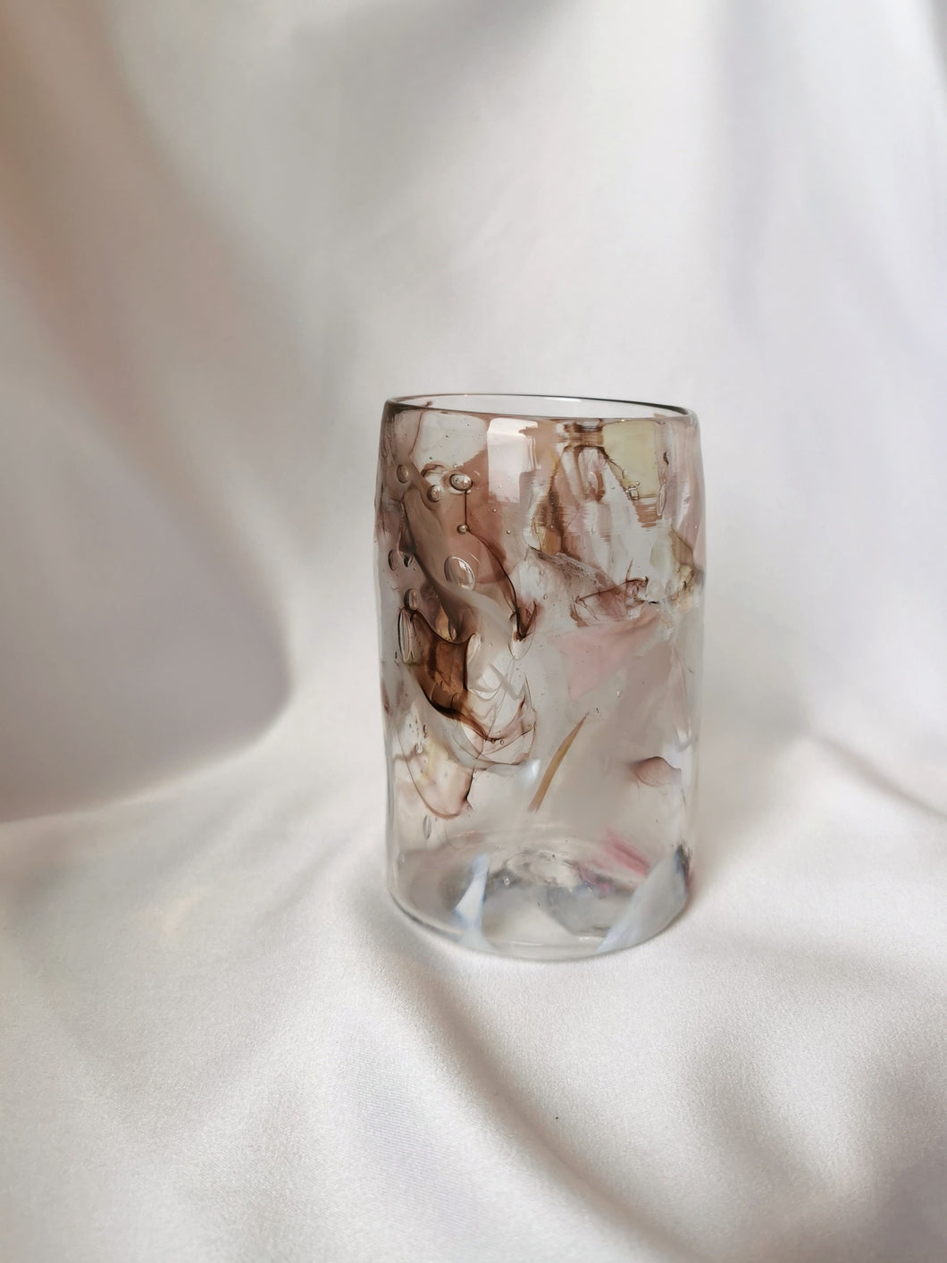 Swirley glas, Magnolia 2023