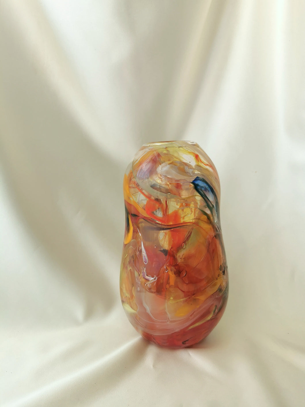 Swirley vase, Lava 2023