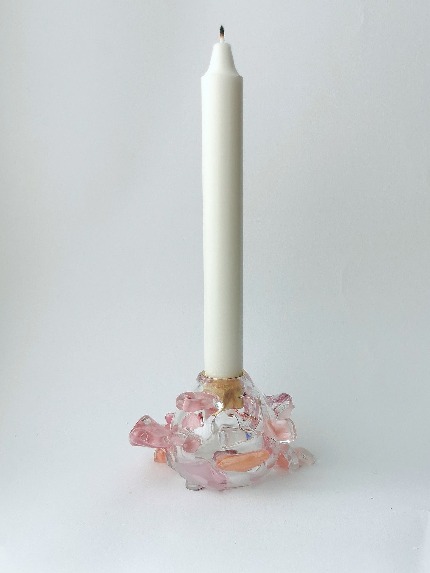 Stagevase, Rosa 2024