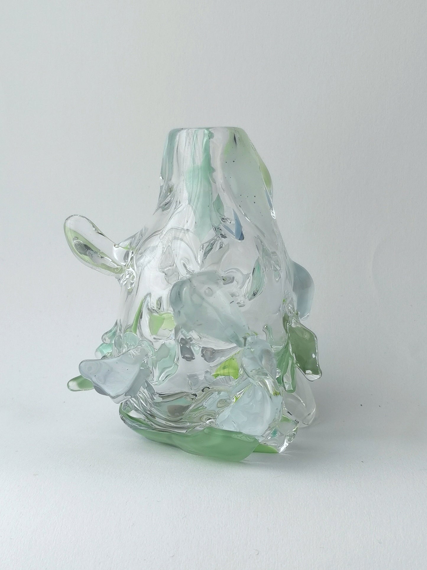 Stagevase, Aqua 2025